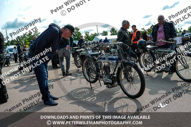 Vintage motorcycle club;eventdigitalimages;no limits trackdays;peter wileman photography;vintage motocycles;vmcc banbury run photographs